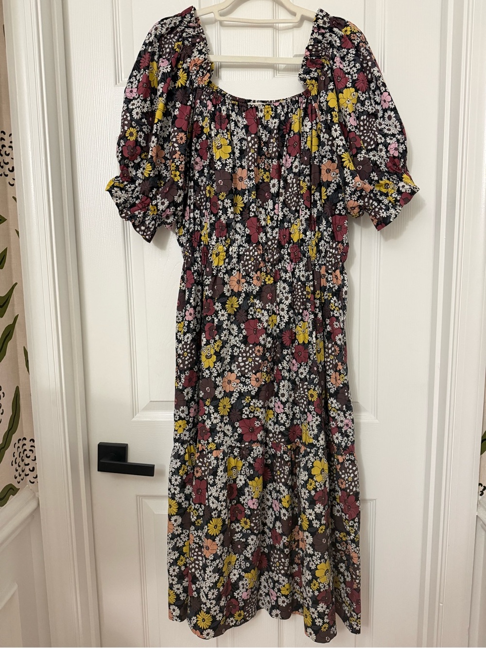 Sea New York Black Floral Puff-Sleeve Midi Dress with Yellow & Pink Blooms